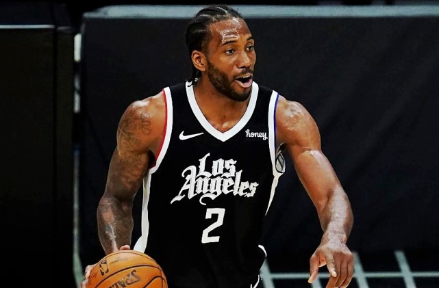 NBA球队战术解析：勇士防守新打法,（勇士防守革新：NBA球队战术深度解读）