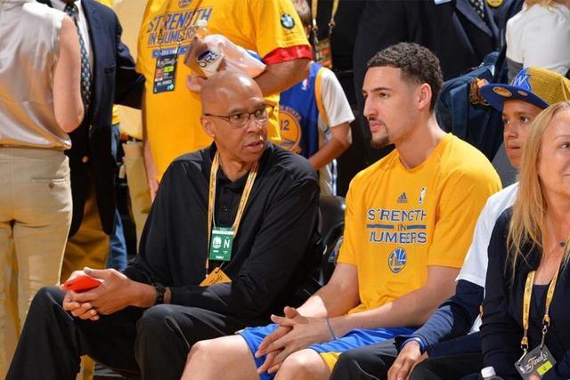 浙江绿魂球迷会：开场前将致敬弗兰克，第11分钟高唱队长之歌（浙江绿魂球迷会赛前致敬弗兰克，第11分钟齐唱队长之歌）